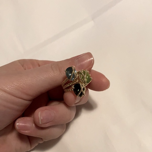 Macy’s Emerald, Sapphire, and Aquamarine gemstone ring, Size 7 - Picture 3 of 3